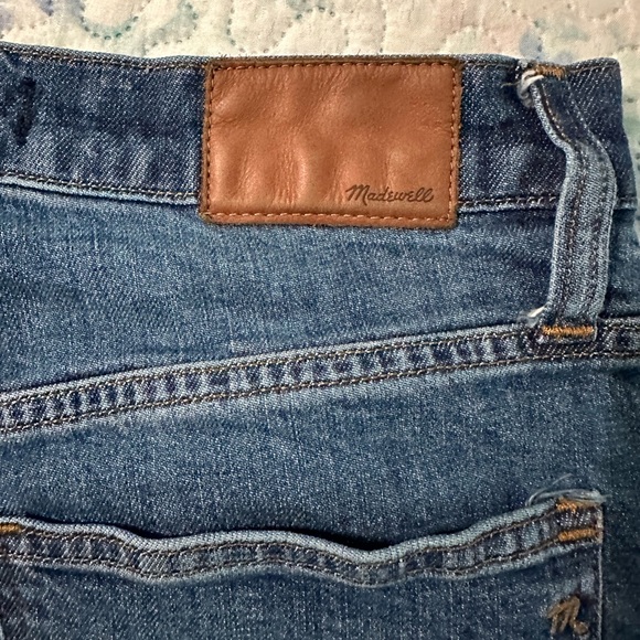 Madewell Women’s High Rise Slim Boyjean - Size 27 - Picture 6 of 6